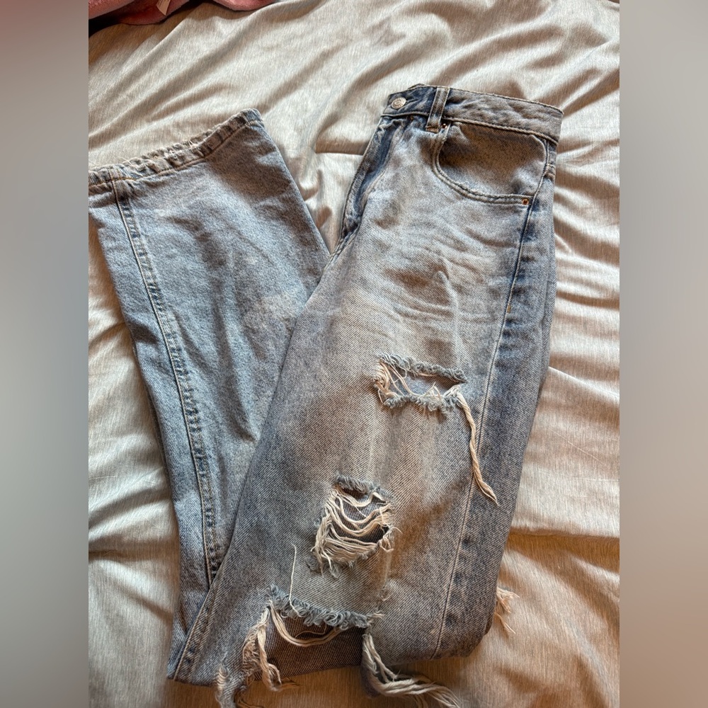 PacSun Gray Relaxed Fit Jeans with Distressed Details
